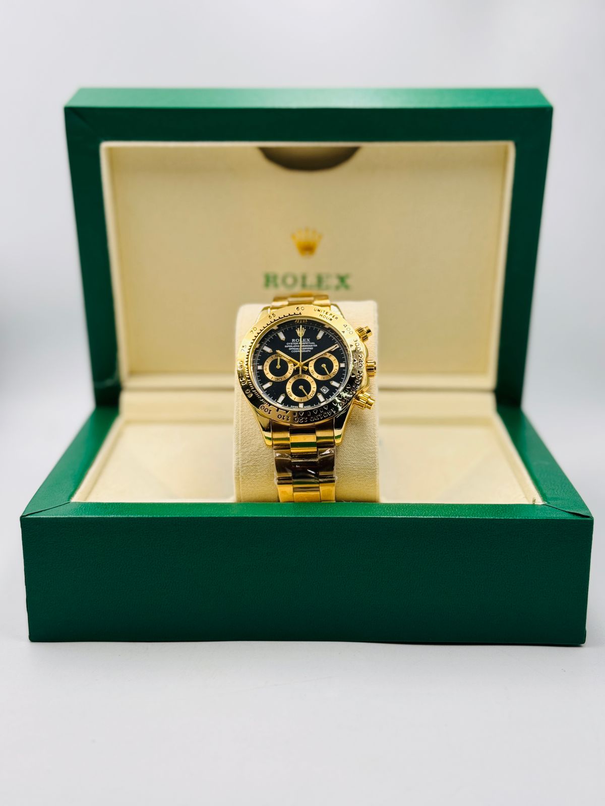 Chronograph – 40MM | Black Dial | Yellow Gold Bracelet 0021