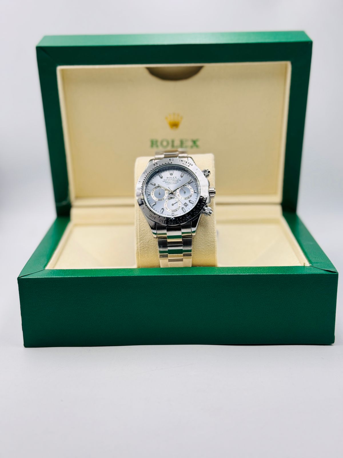 Silver Casual Watch for Men | Everyday Luxury Style 0022