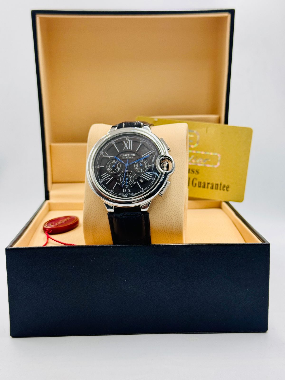 Signature Chronograph Leather Watch – Bold Elegance in Black